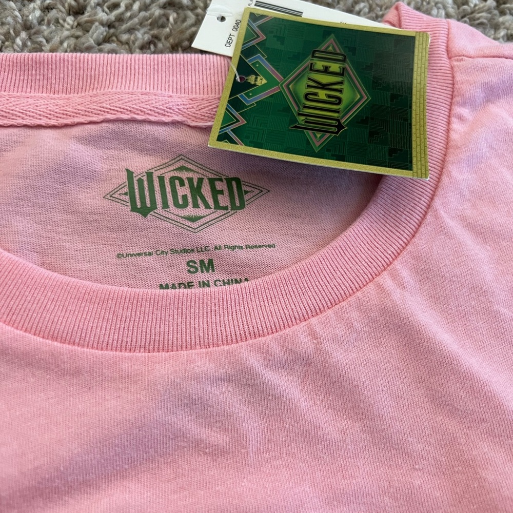 Wicked Woman’s shirt - Picture 3 of 4